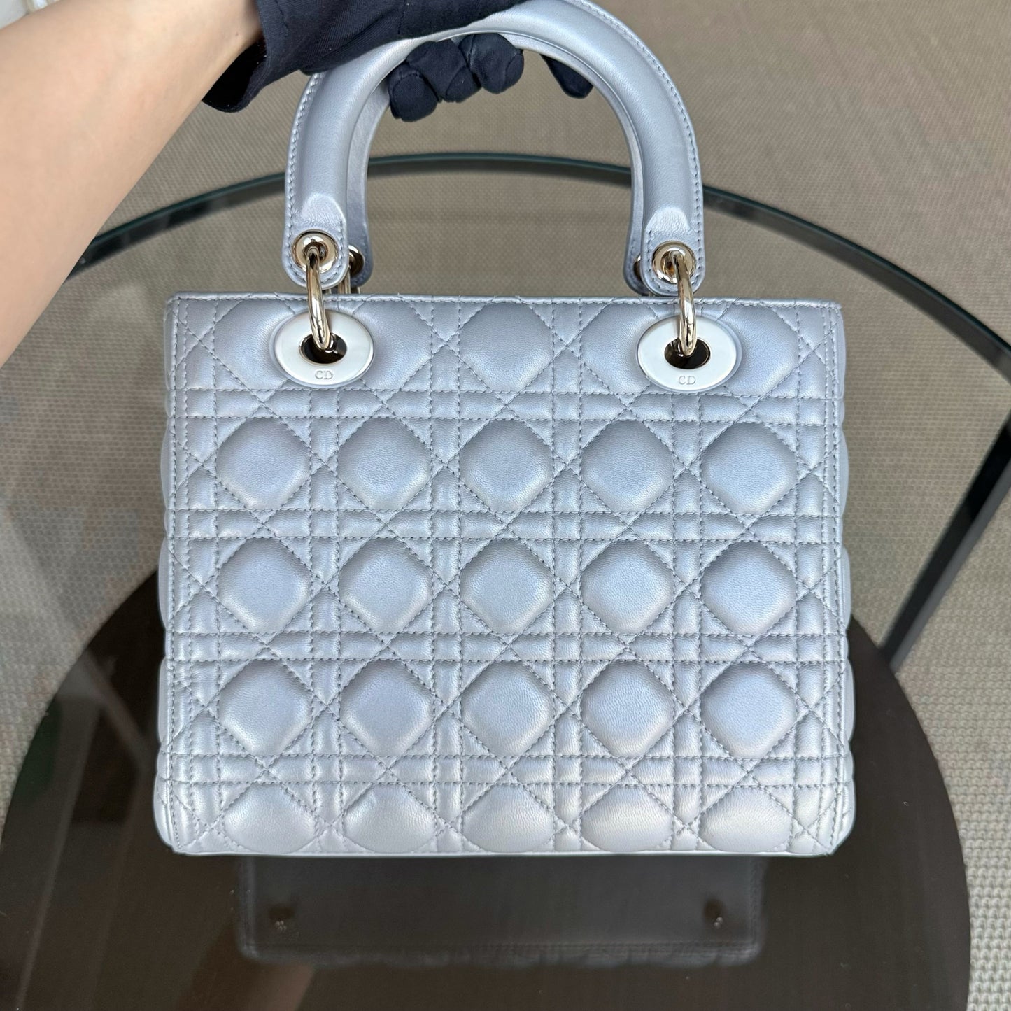 Lady Moyen - Cuir d'agneau Canange Gris Quincaillerie dorée — Kovancy