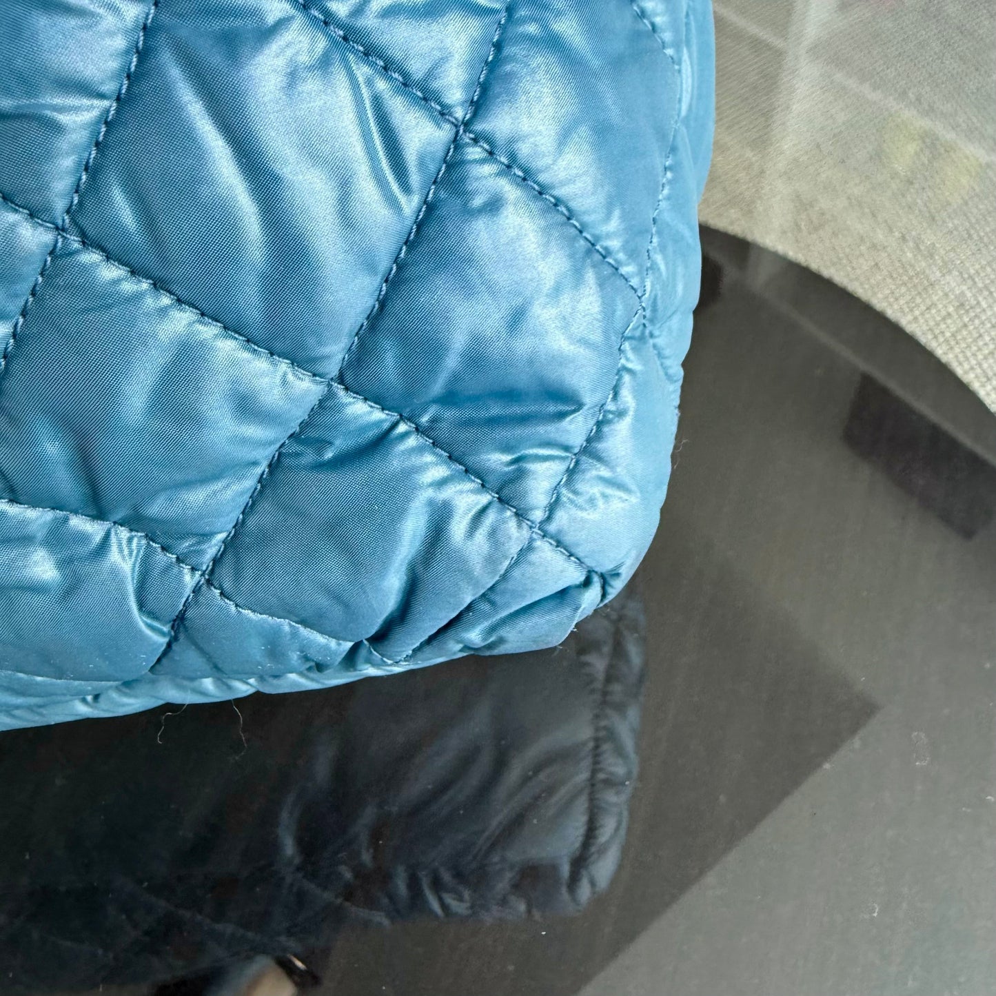 Sac fourre-tout en nylon matelassé — Kovancy