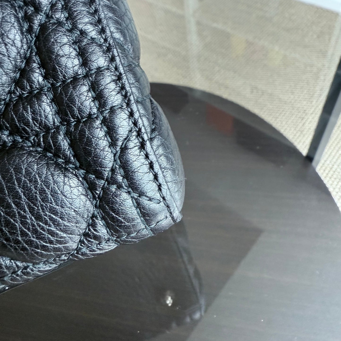 Lady Grand rabat en cuir caviar cannage noir GHW sans bandoulière — Kovancy