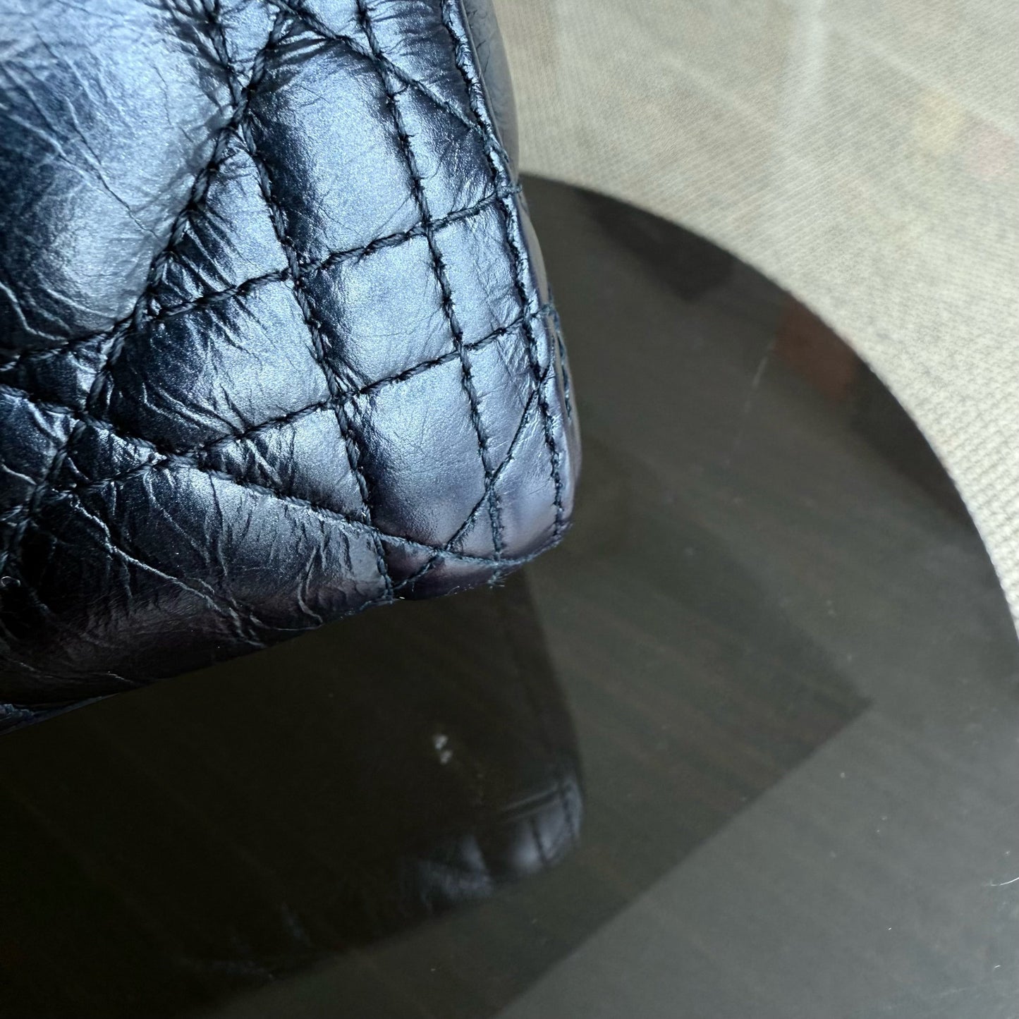 Lady Cuir de veau glacé Cannage moyen bleu foncé, accessoires argentés — Kovancy