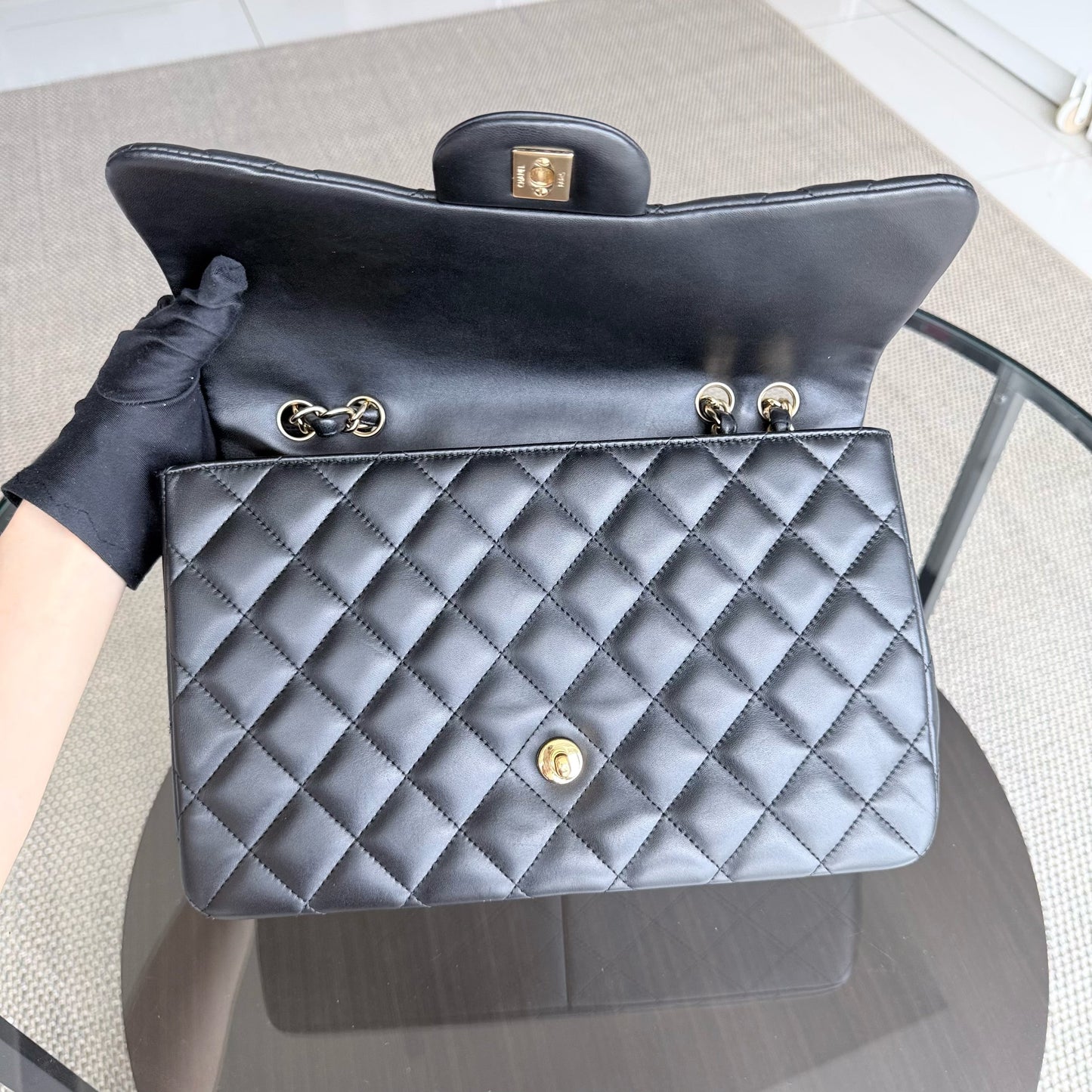Chanel Classic Flap Jumbo - 30CM simple rabat en cuir d'agneau matelassé noir matériel doré Series 14