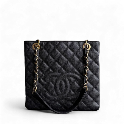 Sac cabas Chanel PST Petite - Cuir de veau grainé matelassé caviar, finitions noires et dorées