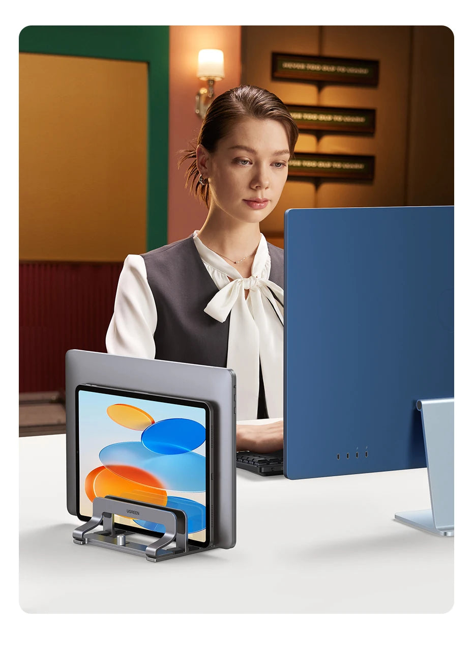 Kovancy Nexus Vertical Stand — Triple-Slot Aluminum Docking Station - Kovancy