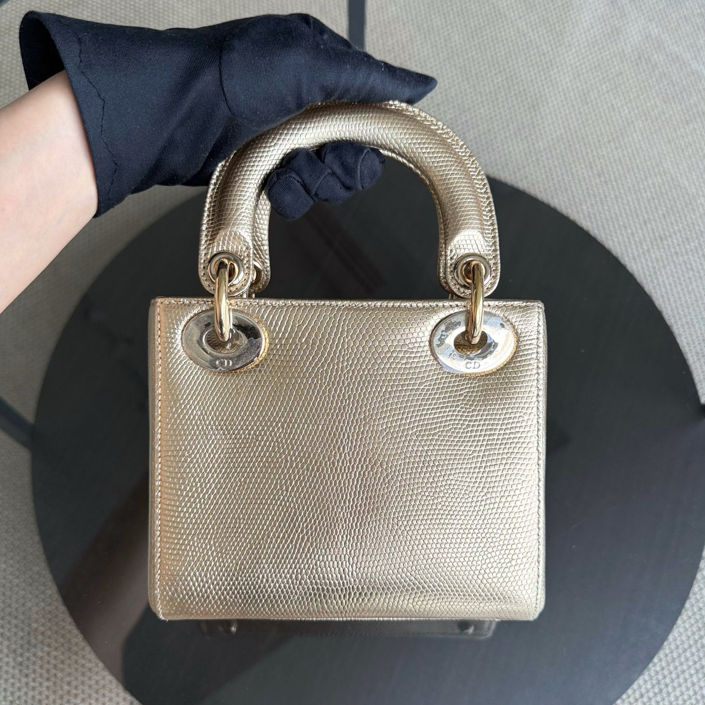 Lady Mini - Sangle chaîne en cuir de lézard exotique doré métallisé — Kovancy