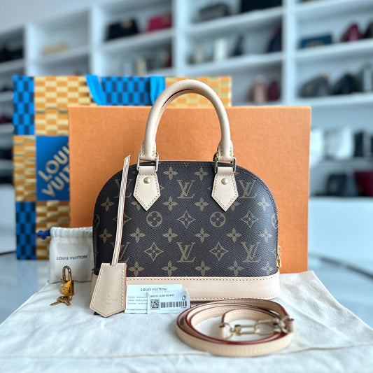 Louis Vuitton Sac à bandoulière en cuir Alma BB Monogram