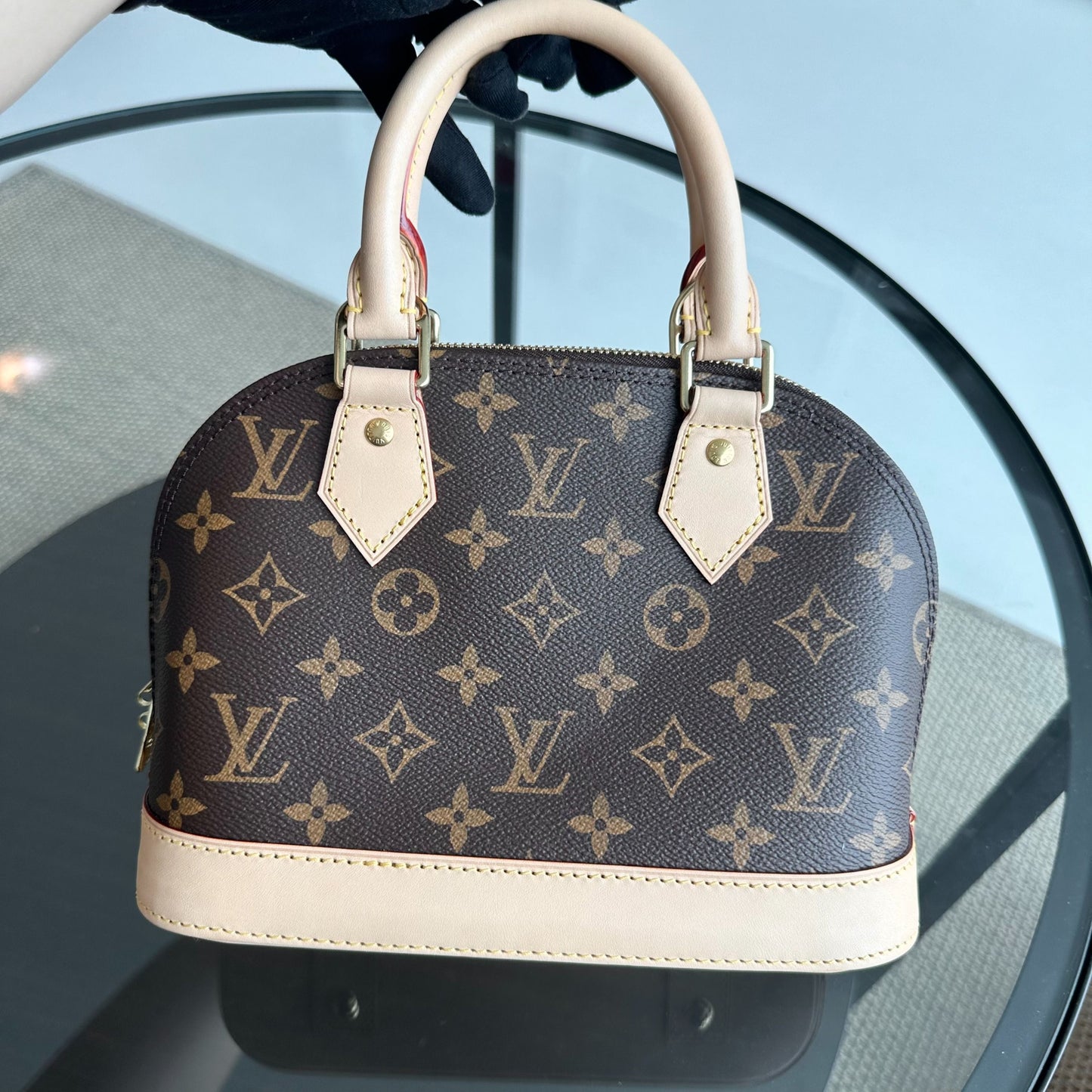 Sac à bandoulière en cuir Alma BB Monogram - Kovancy