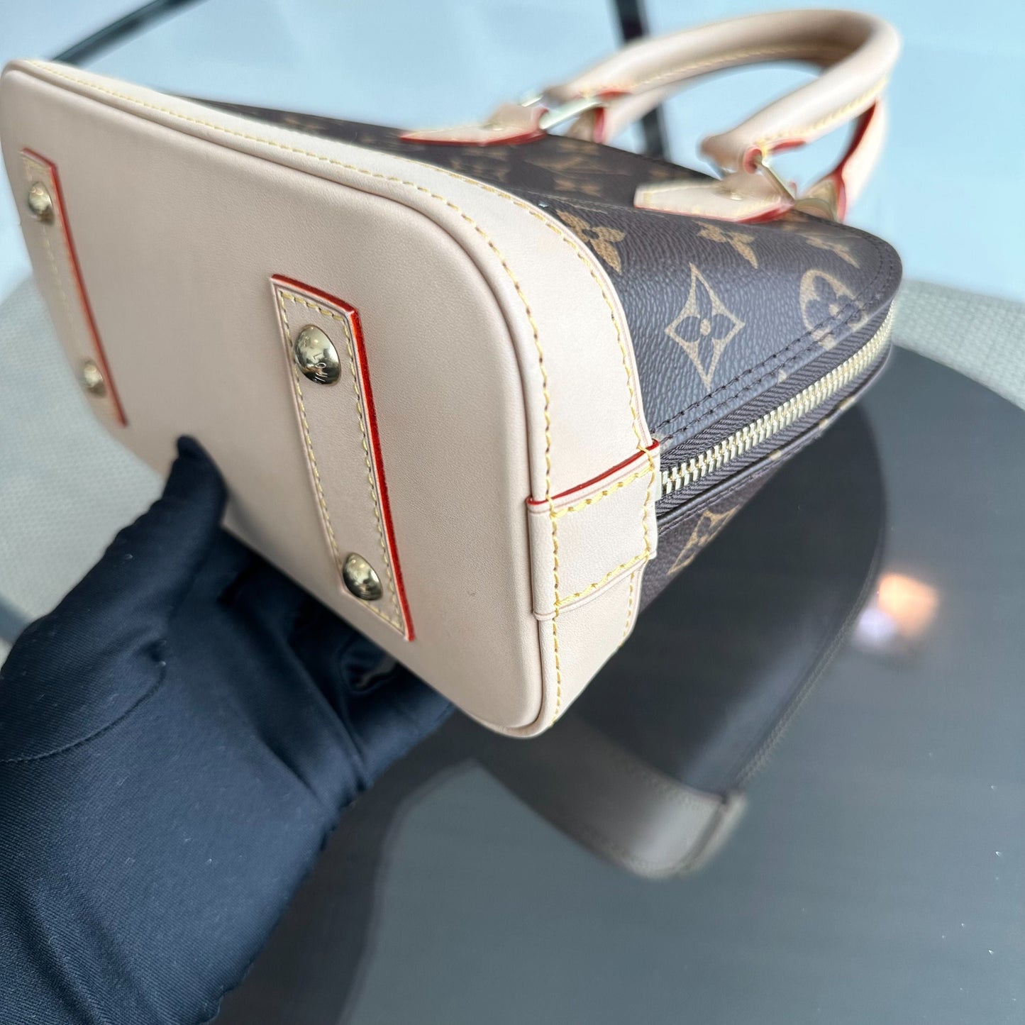 Sac à bandoulière en cuir Alma BB Monogram - Kovancy