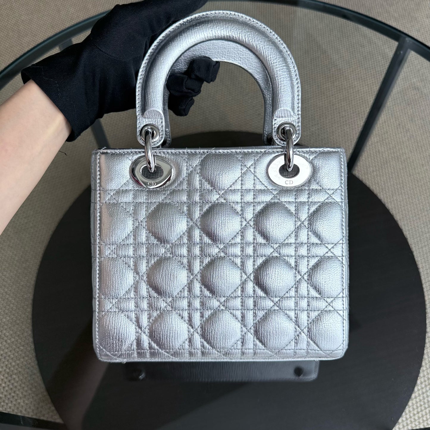 Lady Petit - Cuir de veau métallisé Cannage Argent Quincaillerie argentée — Kovancy