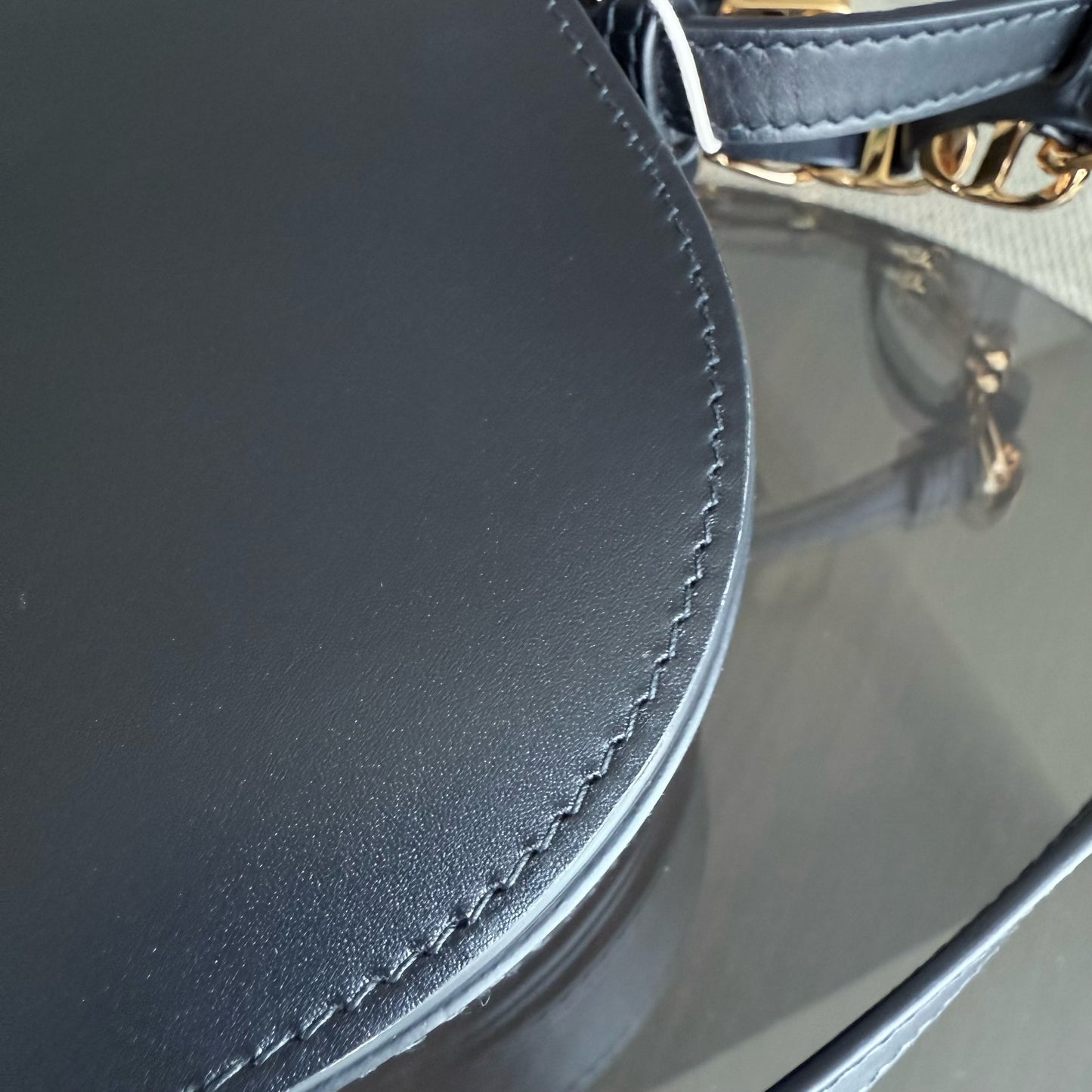 CD Signature - Cuir de veau noir, finitions dorées — Kovancy