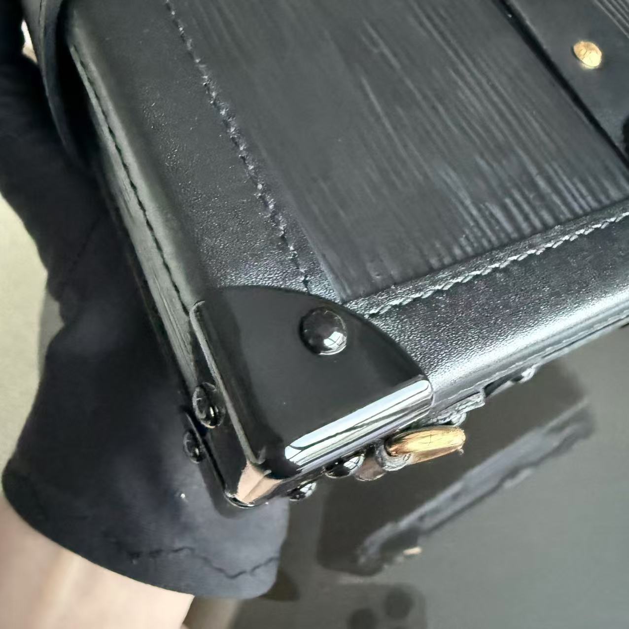 Petite Malle - Sac bandoulière en cuir noir EPI - Kovancy