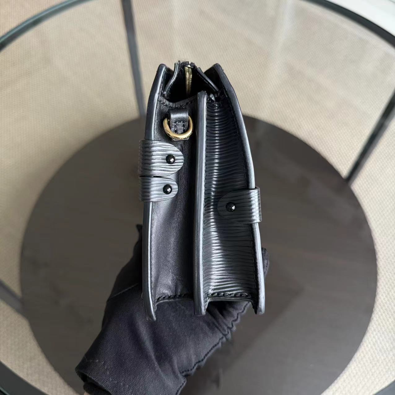 Kovancy - Pochette Malle - Cuir EPI Noir Quincaillerie Or