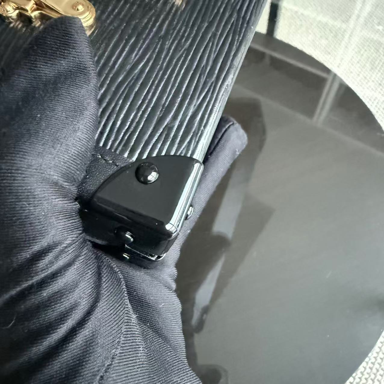 Petite Malle - Sac bandoulière en cuir noir EPI - Kovancy