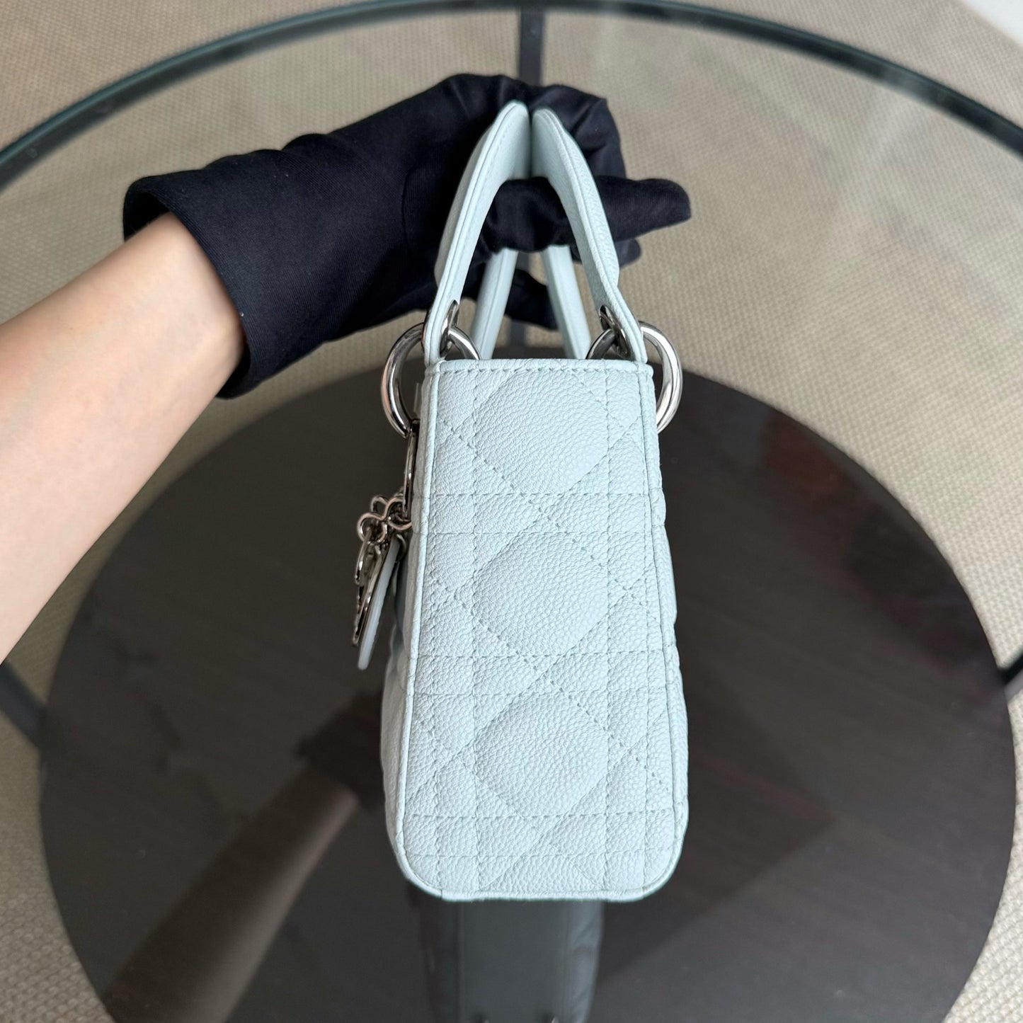 Lady Mini - Cuir de veau grainé Cannage Glacier White Hardware argenté — Kovancy