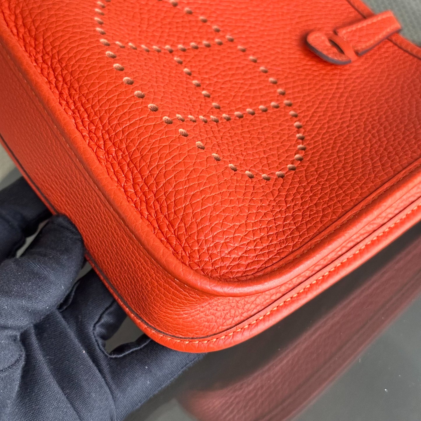 Hermes Mini Evelyn 16 Taurillon Clémence Stamp U Orange GHW