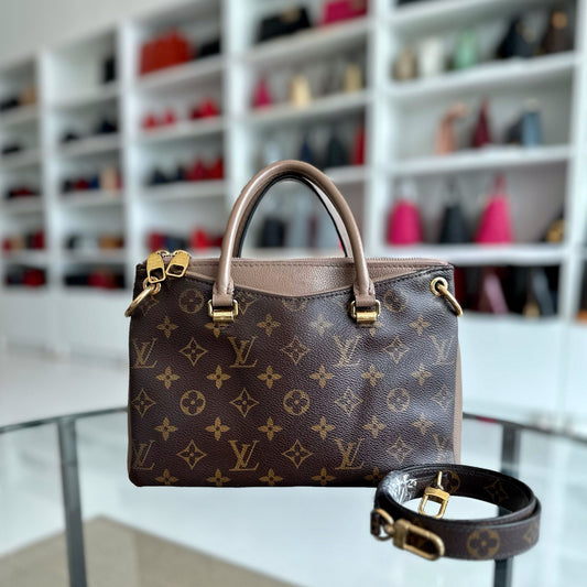 Sac bandoulière Louis Vuitton LV Pallas BB Monogram