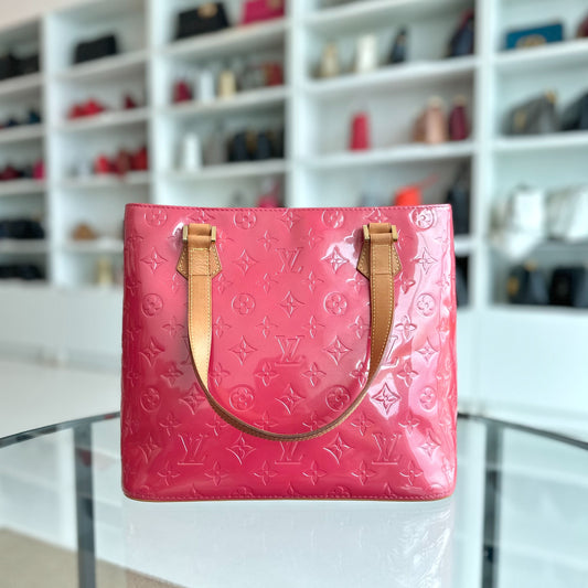 Sac à bandoulière Louis Vuitton LV Vernis PM en cuir verni Monogram rouge
