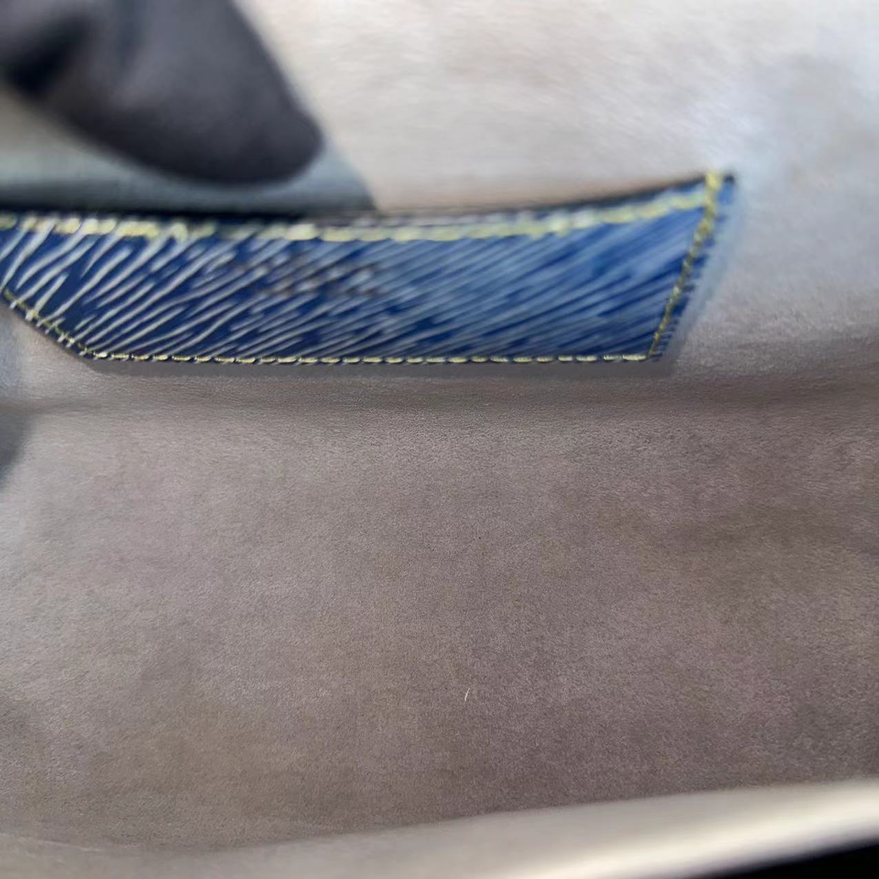 Twist MM Denim Bleu Clair Cuir EPI Métal Bicolore - Kovancy