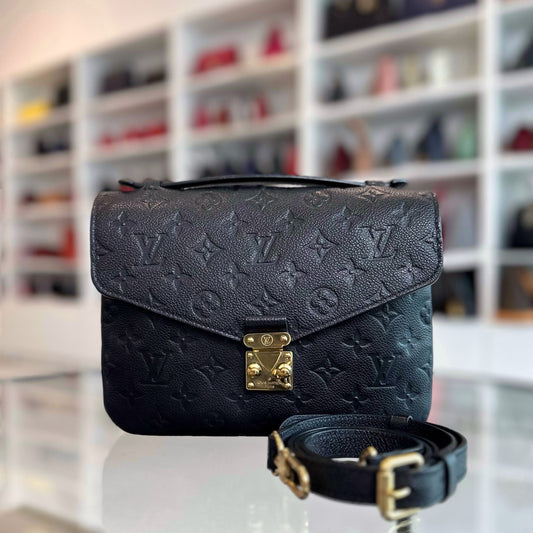 LV Pochette Metis MM Nior Monogram Empreinte Cuir Noir Louis Vuitton