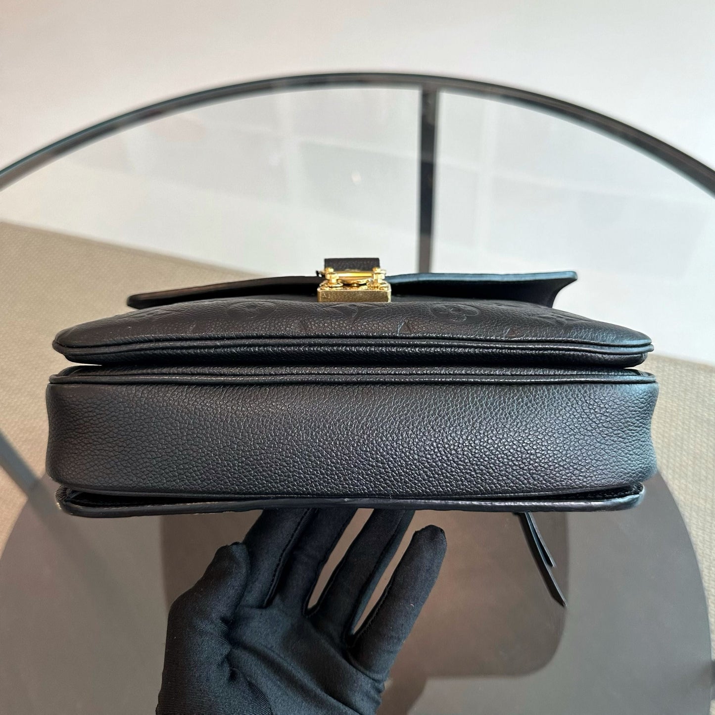 Pochette Metis MM Nior Monogram Empreinte Cuir Noir — Kovancy