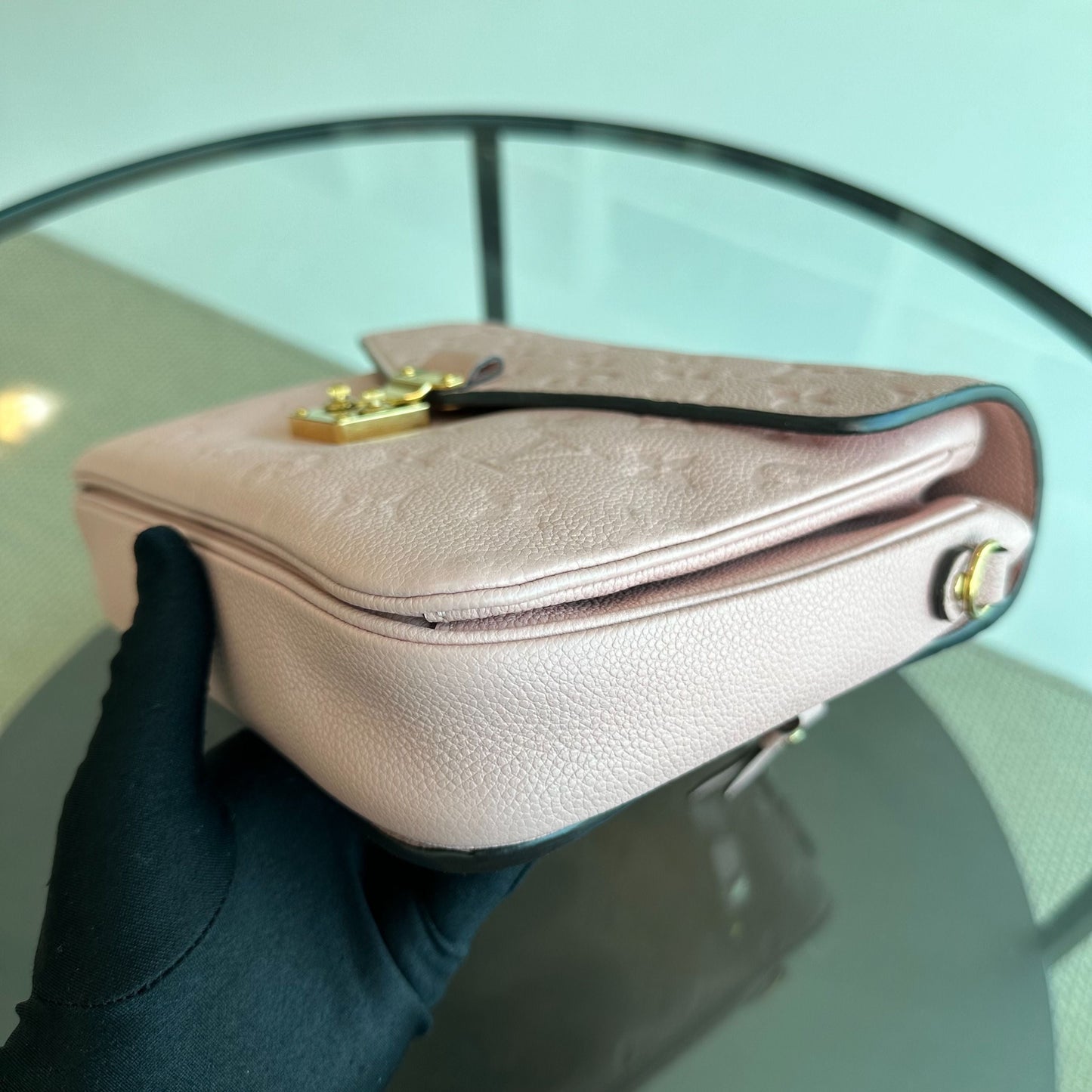Pochette Metis Sakura Cuir de veau rose GHW — Kovancy