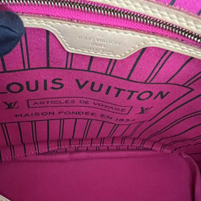 Louis Vuitton LV Neverfull MM Monogram Canvas Leather