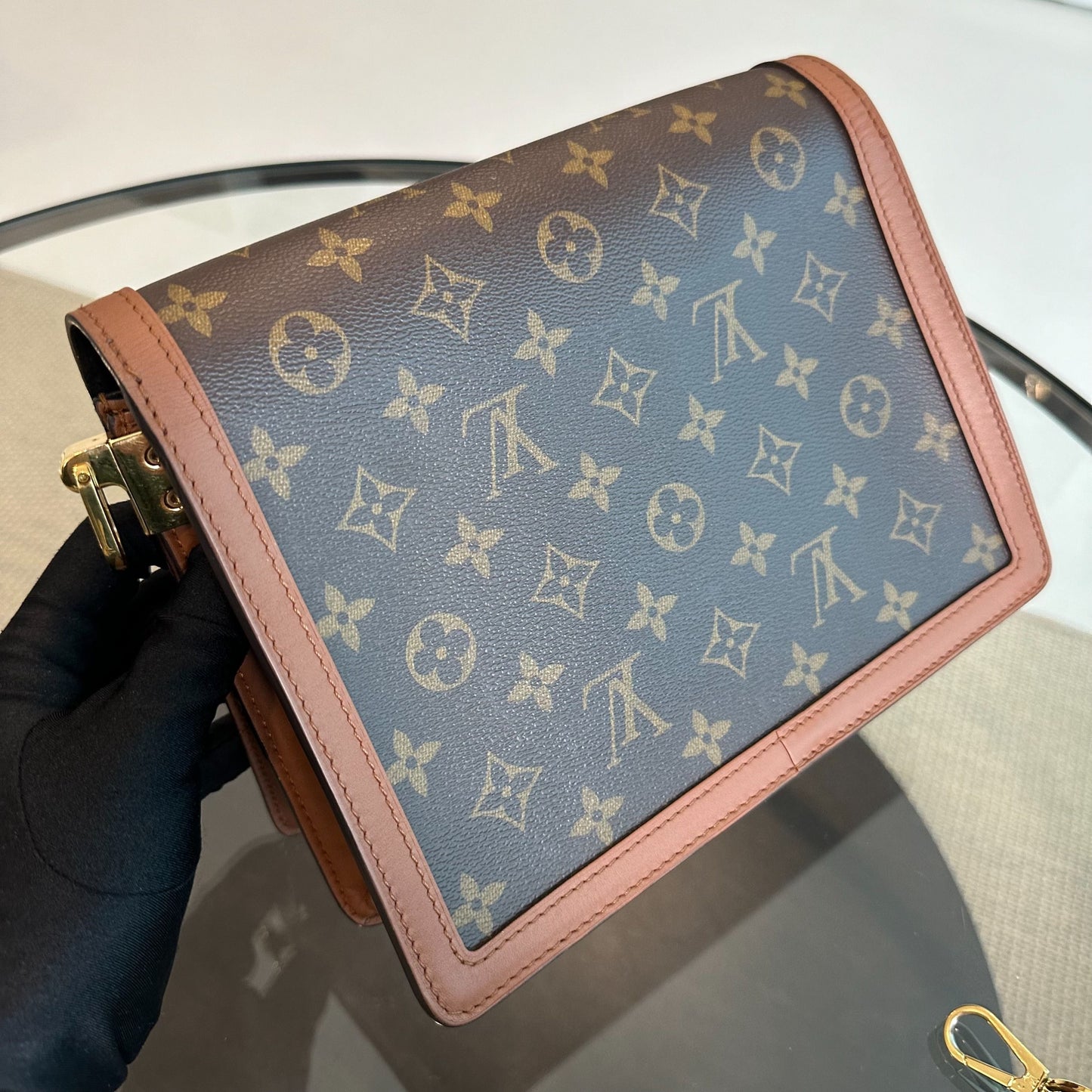 Sac bandoulière LVT Dauphine MM Monogram
