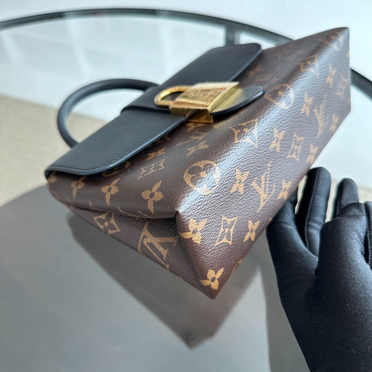 Sac bandoulière Locky BB Monogram Noir - Kovancy